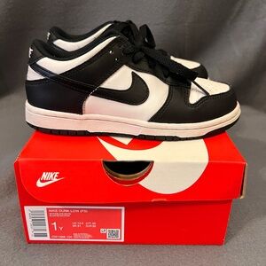 Nike Panda Dunk low size 1